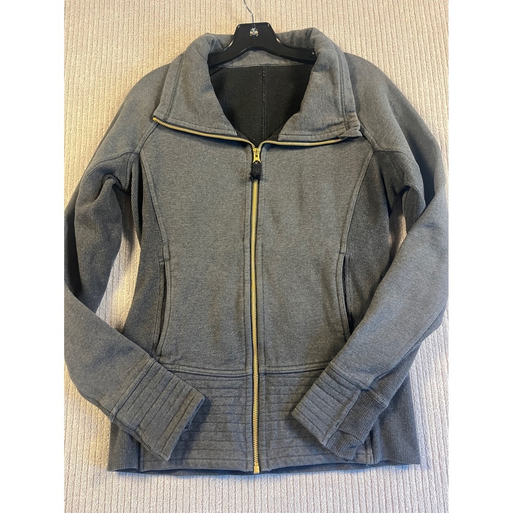 Lululemon Radiant Jacket ll Womens 6 Full Zip Gray Gold Zipper Ribbed Panels